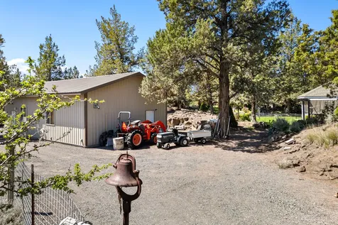 4192 NW 61st Street Redmond OR 97756