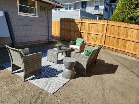 1204 W Main Street Medford OR 97501