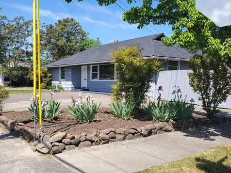 1204 W Main Street Medford OR 97501