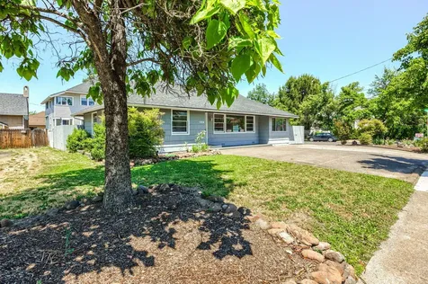 1204 W Main Street Medford OR 97501