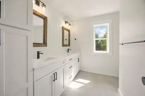 337 Taylor Street Ashland OR 97520