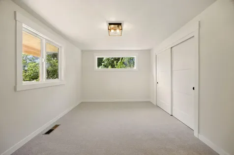 337 Taylor Street Ashland OR 97520