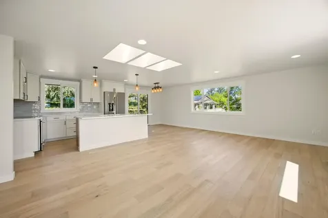 337 Taylor Street Ashland OR 97520