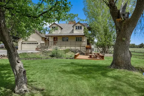 62820 Dickey Road Bend OR 97701
