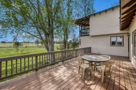 62820 Dickey Road Bend OR 97701