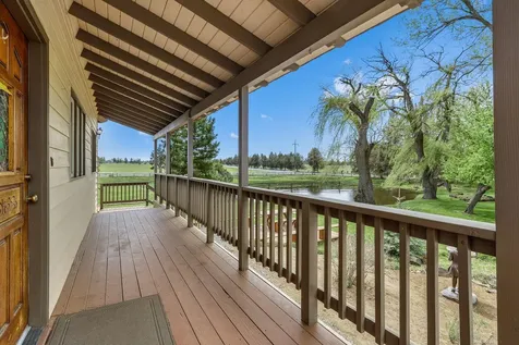 62820 Dickey Road Bend OR 97701