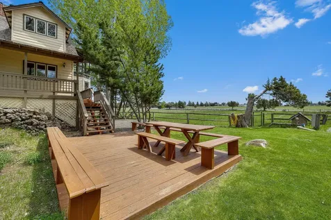 62820 Dickey Road Bend OR 97701