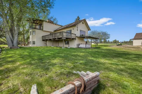 62820 Dickey Road Bend OR 97701