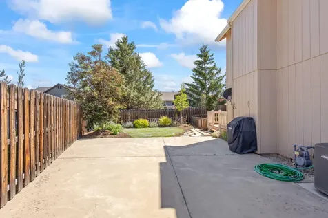 3151 NE Barrington Court Bend OR 97701