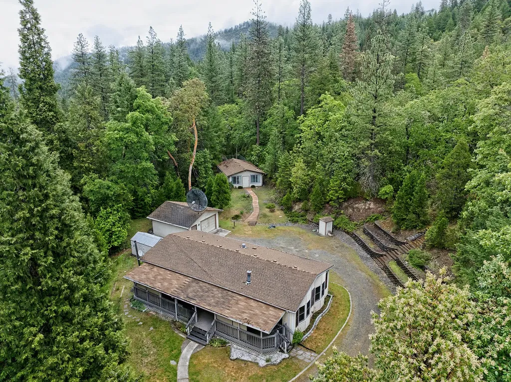 8125 Thompson Creek Road Applegate OR 97530