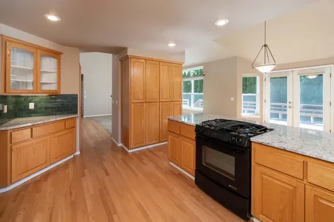 776 SE Shadowood Drive Bend OR 97702
