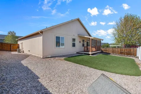 3325 SW Antler Ridge Lane Redmond OR 97756