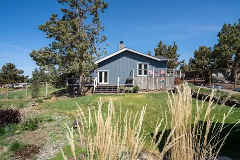 3184 SW 43rd Street Redmond OR 97756