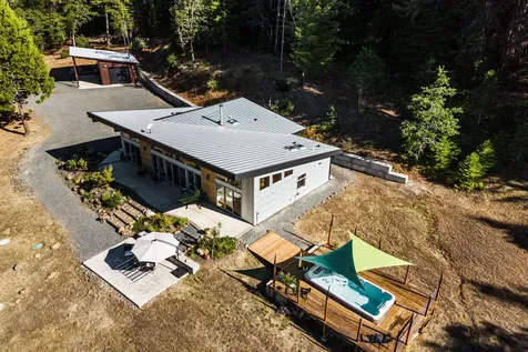 24100 E Evans Creek Road White City OR 97503