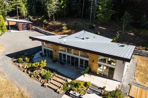 24100 E Evans Creek Road White City OR 97503