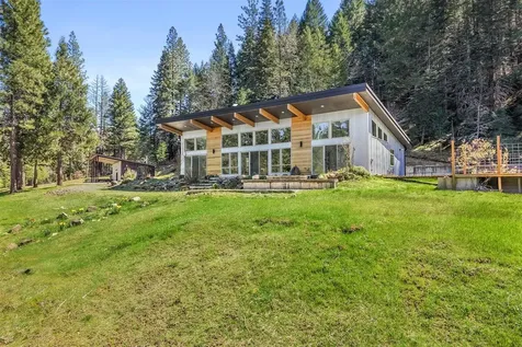 24100 E Evans Creek Road White City OR 97503