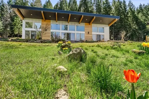 24100 E Evans Creek Road White City OR 97503