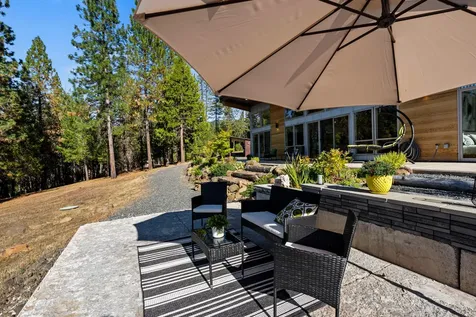 24100 E Evans Creek Road White City OR 97503