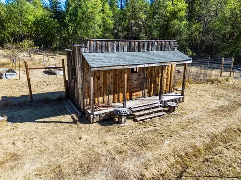 24100 E Evans Creek Road White City OR 97503