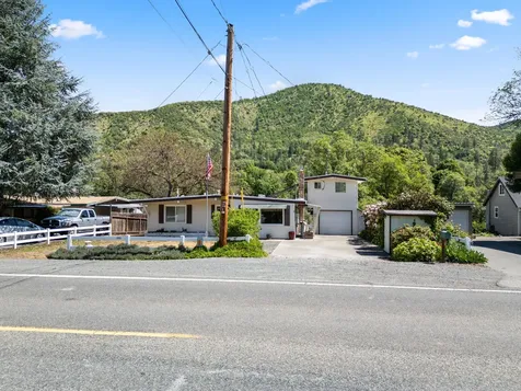 4828 Rogue River Highway Gold Hill OR 97525