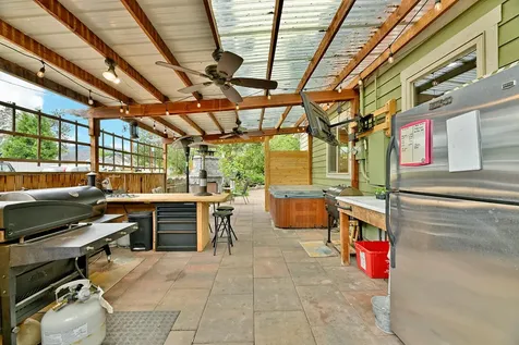 3747 Hilsinger Road Phoenix OR 97535