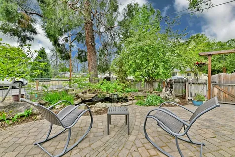 3747 Hilsinger Road Phoenix OR 97535