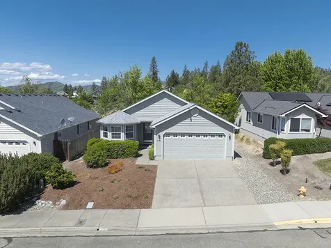208 Independence Drive Grants Pass OR 97527