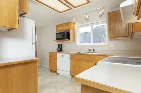 208 Independence Drive Grants Pass OR 97527