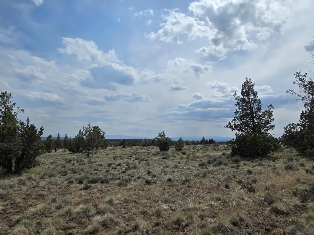 SE Hilltop Road Prineville OR 97754