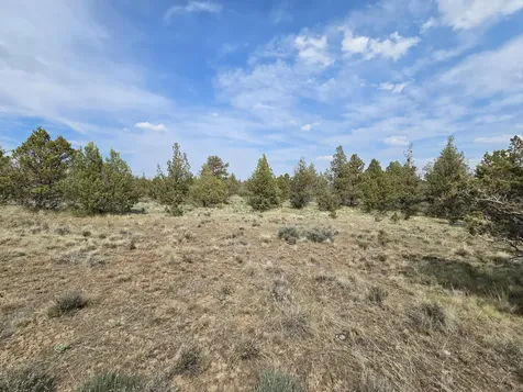 SE Hilltop Road Prineville OR 97754