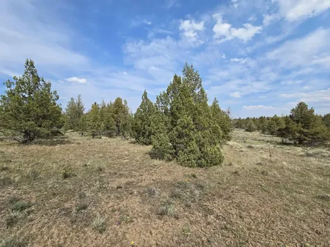 SE Hilltop Road Prineville OR 97754