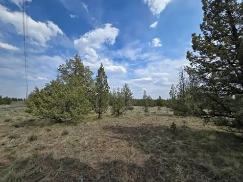 SE Hilltop Road Prineville OR 97754