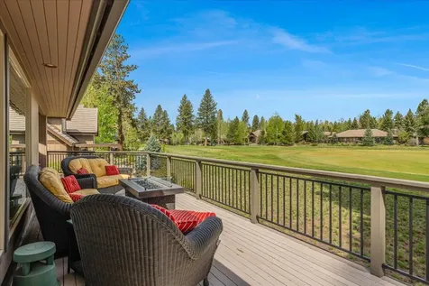 19562 Green Lakes Loop Bend OR 97702