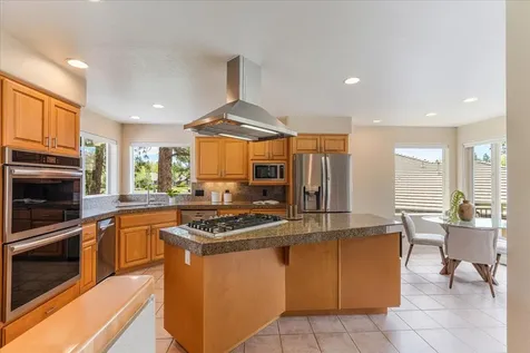 19562 Green Lakes Loop Bend OR 97702