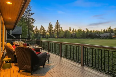 19562 Green Lakes Loop Bend OR 97702