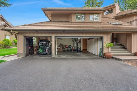 19562 Green Lakes Loop Bend OR 97702