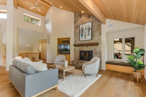 19562 Green Lakes Loop Bend OR 97702