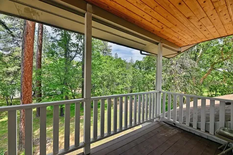 99 Andesite Drive Jacksonville OR 97530
