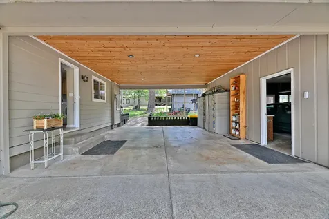 99 Andesite Drive Jacksonville OR 97530