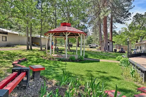 99 Andesite Drive Jacksonville OR 97530