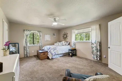 99 Andesite Drive Jacksonville OR 97530