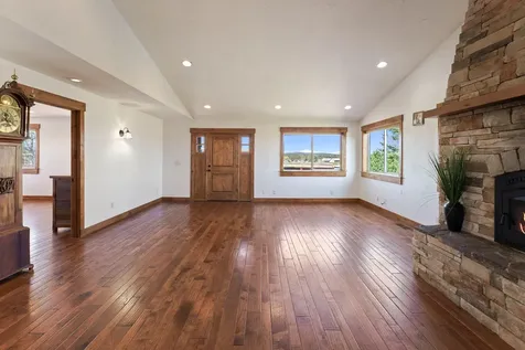 66335 White Rock Loop Bend OR 97703