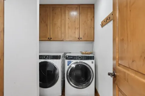 66335 White Rock Loop Bend OR 97703
