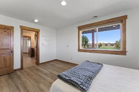 66335 White Rock Loop Bend OR 97703
