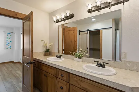 66335 White Rock Loop Bend OR 97703