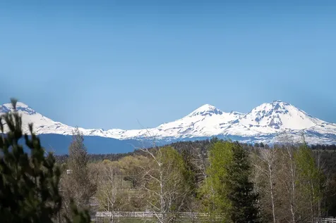 66335 White Rock Loop Bend OR 97703