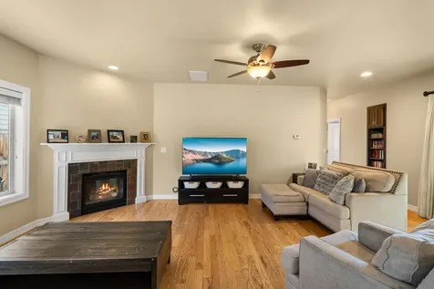 3611 Jerome Lane Medford OR 97504