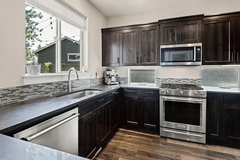 60419 Hedgewood Lane Bend OR 97702