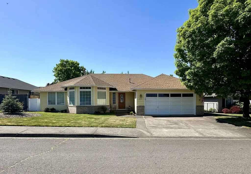 3512 Blue Blossom Drive Medford OR 97504