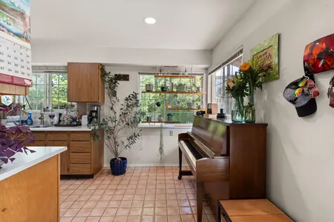 1960 Cloverlawn Drive Grants Pass OR 97527